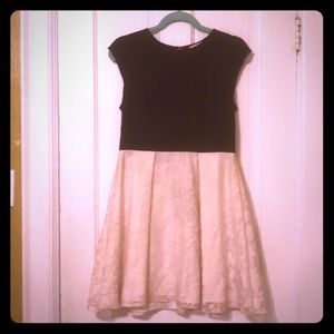 Beautiful Ted Baker textured 👗 dress. Size 3=8